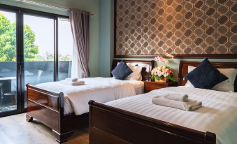 Chunlee Grand Korat