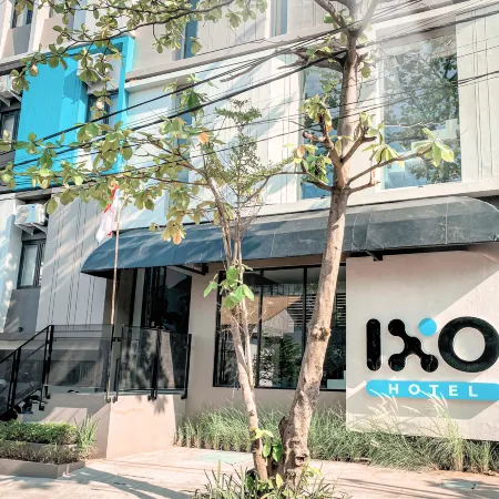 Ixo Hotel Semarang
