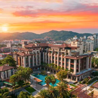 Lujiang Mega Hotel Hotels near Zengcuoan