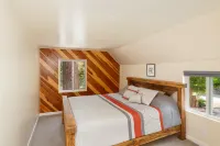 Arrowhead Ranch Retreat and Conference Center Hotels in Lake Arrowhead