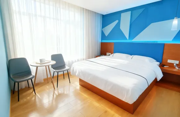 雲朵時尚酒店（惠州龍門店）