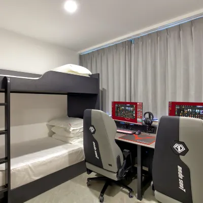 woow esports hotel 아위왕사 주변 호텔