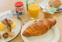 B&B Hotel Bourges 1 - breakfast