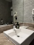 KAJU Hotel (Xi'an Bell and Drum Tower Huimin Street)