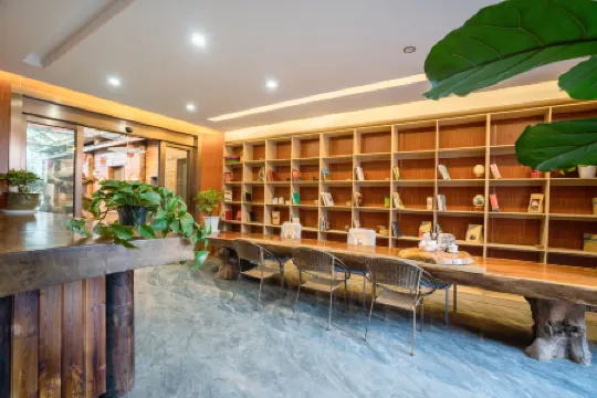 Kunming Xiangrun AirAsia Hotel (Kunming International Changshui Airport Branch)