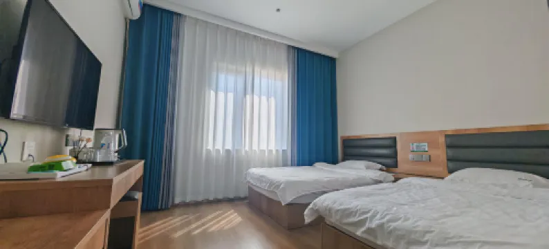 Oasis Hotel