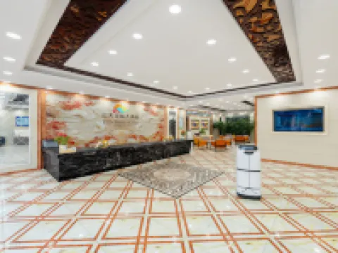 Dunhuang Yuntian International Hotel (Shazhou Night Market) Hotels in Dunhuang