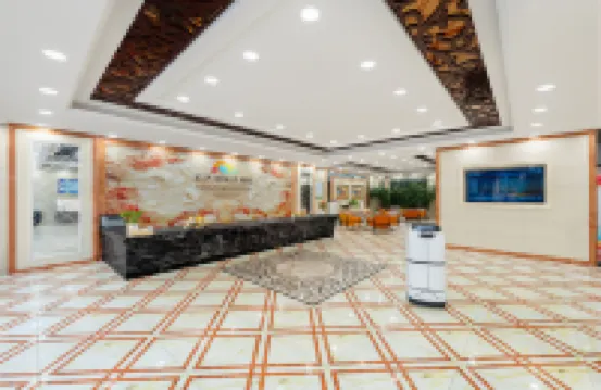 Dunhuang Yuntian International Hotel (Shazhou Night Market)