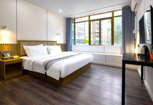 신자이셴 호텔 로비와 객실 내부 모습