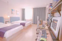 Qingye E-sports B&B (Dongying Wanda Plaza Xingkai Home Furnishing Store)