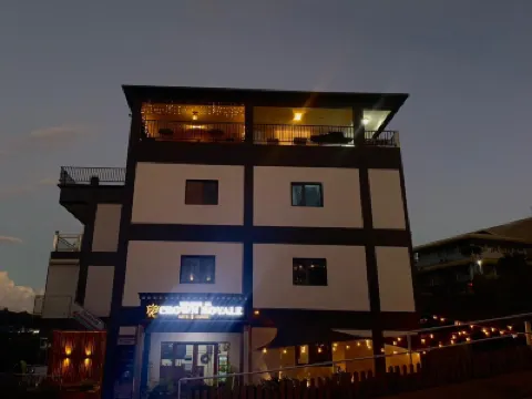 クラウンロワイヤルホテル＆ラウンジ のホテル