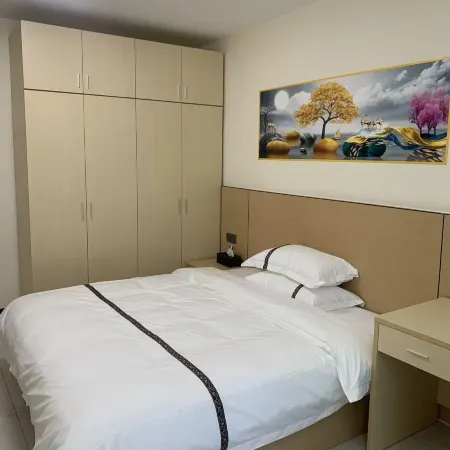 Xingfu Apartment (33 Xu Street Diwang Plaza)