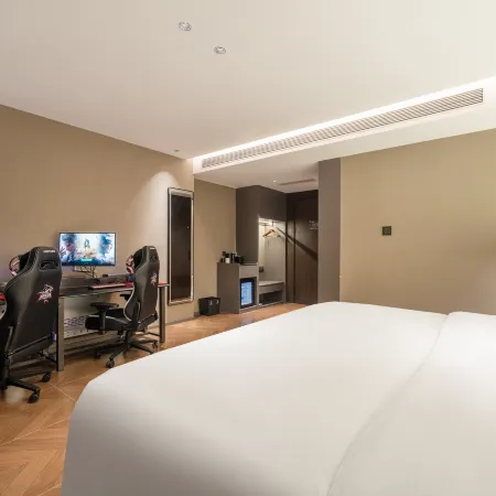 Jingsheng Hotel X Tencent E-sports (Shaoxing Shiji Street Yongli Center Store)