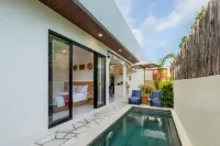 Ebony Villa Kerobokan - 2星級