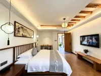 Floral Hotel·Chenjiataimen Century-Old Ancient Residence Hotel (Shusheng  & Lu Xun Hometown Branch)