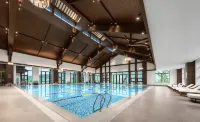 Hushan Mansion (Yixing Yao Hu Town Scenic Area) - Pools
