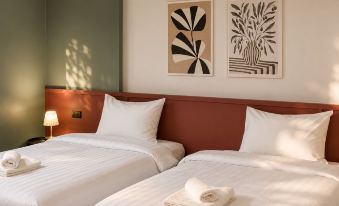Quicky Stay Hotel Suphanburi