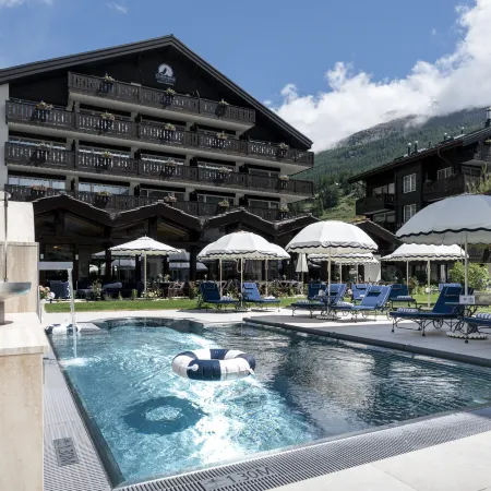 Le Mirabeau Resort & Spa