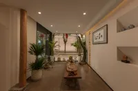 駅居民宿 安順九堡（安順古城歴史文化街区） - バー