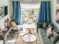 Beach Hut Suites Hotels in Felpham