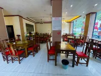 Yajiang Yunzhouji Hotel - Aamiainen