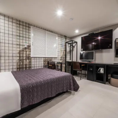 Pyeongtaek Mong 2 Hotels near Pyeongtaeg Station