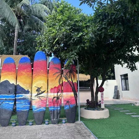 Jianshan Guantao Surfing Homestay (Wanning Riyue Bay Branch)