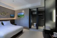 Zetao Huajin Homestay (Yili Tianshan Flower Sea Scenic Area) - พร้อมระเบียง