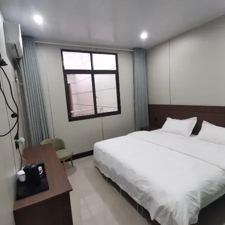 Hongfu Express Hotel (Wushan Town)