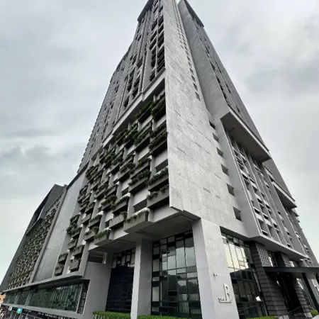 Entire Studio Unit Cubic Botanical Bangsar by Comfy Asia Отели рядом с достопримечательностью «Гасинг Хилл»
