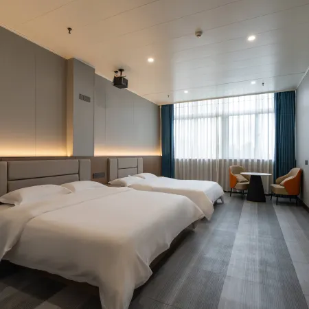 Yunxi Future Smart Hotel (Langxi High School Traditional Chinese Medicine Hospital) 랑시 호텔