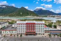 Yaduo Zhenpin Hotel (Nyingchi City Center) - Boutique