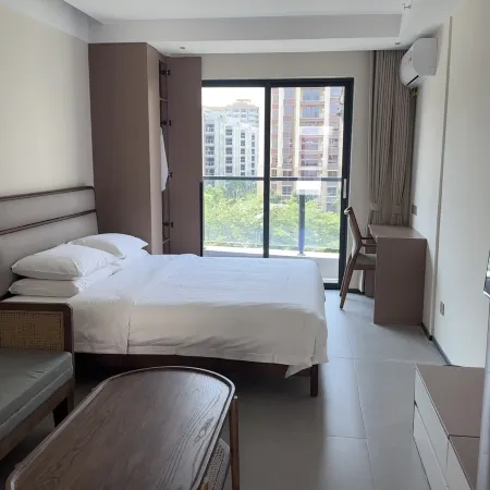 Longqi Sunshine Resort Hotel (Ledong Station)