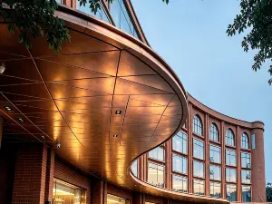 Join Hands Bless Luxury Hotel