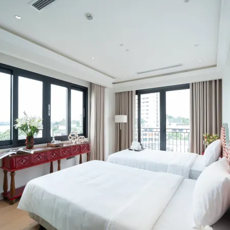 Anara Westlake Hotel