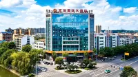 Huarong Hongfa International Hotel (People's Square) - parking