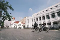 Mercure Surabaya Manyar - 4-Star