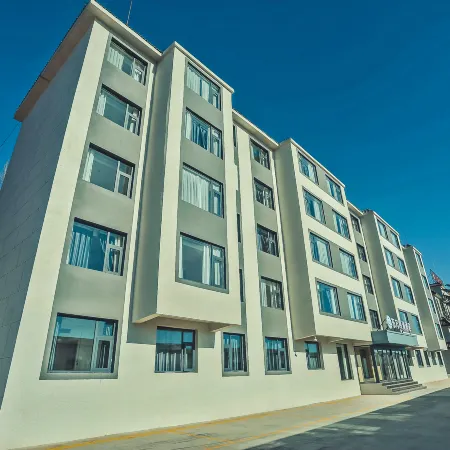 Oriental Guanlan Hotel