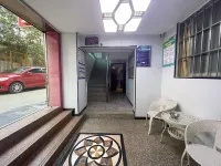 Guiyang Sanhe Hotel - 2 Yıldız