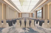 Qiyue Hotel Shenzhen (Longgang Nanlian Subway Station)