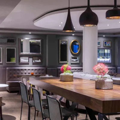 Mercure Madrid Centro โรงแรมใกล้ปาเซโอเดลปราโด
