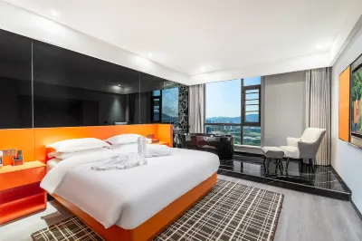 昆明汀柏嵐酒店(高新吾悦廣場店) 鄰近昆明理工大學津橋學院-G棟的酒店