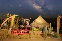 Dunhuang Dreammaker Windy Desert Wild Luxury Star Watching Camp
