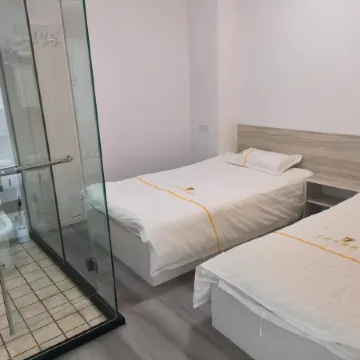 Huma Seven Days Express Hotel