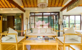 Qianhua Ancient Village Rufeng Homestay