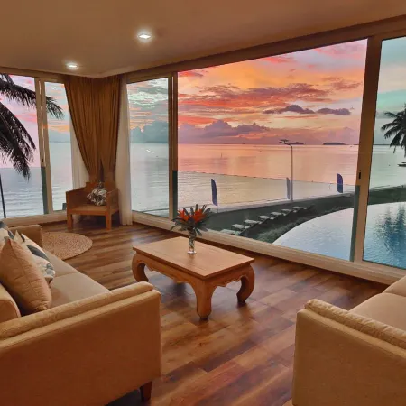 Vannee Golden Sands Beachfront Resort