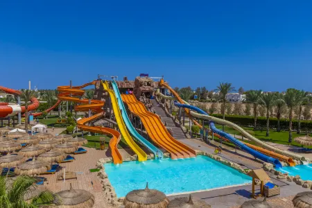 Pickalbatros Aqua Blu Sharm El Sheikh Отели рядом с достопримечательностью «One Thousand and One Nights»