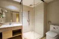 Celebrity Hotel (Wanda Plaza)
