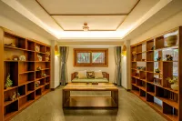 Ating Manjing. Boutique Holiday Villa