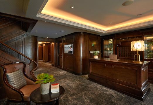 2. 파라다이스 그랜..